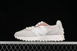 Picture of New Balance 327 _SKUfw19514188772408463fw